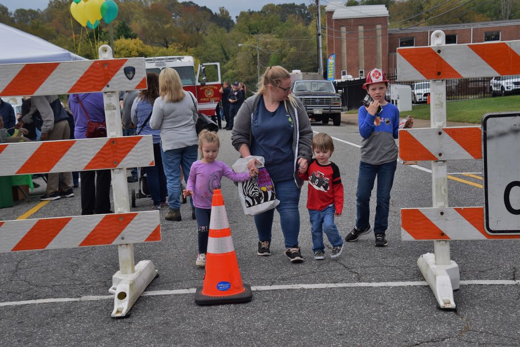 touch a truck 2019 002 (1024x683).jpg